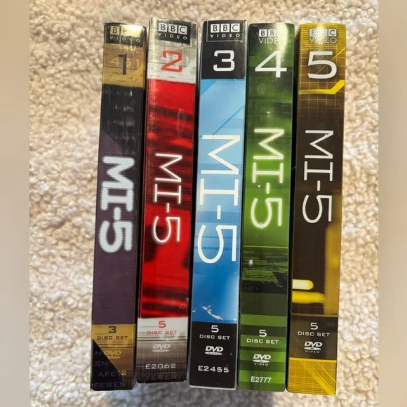 MI-5 DVD Box Set Collection - Picture 1 of 3